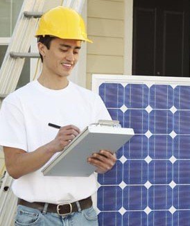 Choosing Between a Micro Solar Inverter and Traditional Solar Inverter
