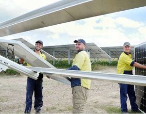 Queensland Solar Farm Powers Up