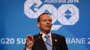 Prime Minister Abbott receives solar power Christmas gift