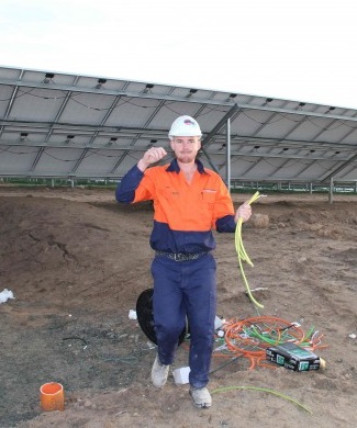 SI Clean Energy Electrician working on Royalla solar farm