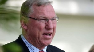 Jeff Seeney at odds with Moreton Bay Regional Council over climate change Jeff Seeney at odds with Moreton Bay Regional Council over climate change