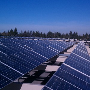 Solar panel tracking solutions improve energy efficiency of solar