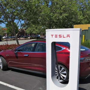 Tesla plans 16 supercharger stations between Melbourne and Brisbane