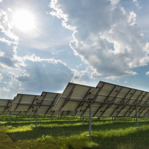 Nyngan solar plant set to be up and running in the next few weeks