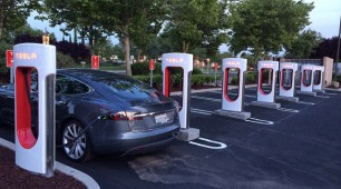 Photovoltaic solar panels to power Tesla’s Supercharger stations