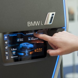 BMW Unveils First Standalone Electric-Car Sales Dealership in California