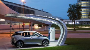 Electric Cars Could Eliminate Gasoline and Diesel by 2040