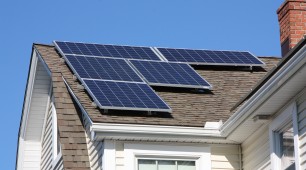 Free Solar Panels Give Hope to Low Income Families in America