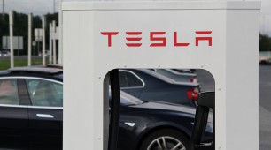 Will Tesla’s Electric Car Superchargers Do More Bad Than Good?