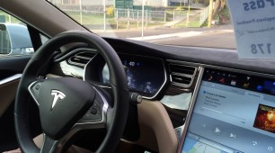Tesla AutoPilot Feature Goes Horribly Wrong Tesla AutoPilot Feature Goes Horribly Wrong