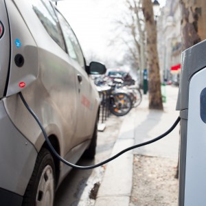 Volta Persuading Brands to Pay for Electric Car Chargers