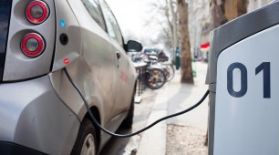 Volta Persuading Brands to Pay for Electric Car Chargers