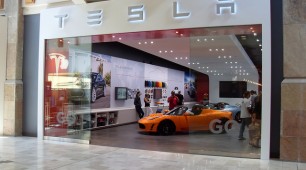 Tesla revamps stores in US, Australia, Europe